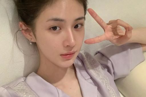 又曝4大瓜！因情伤割腕、知名女星退圈、减肥进急诊 黄晓明最意外