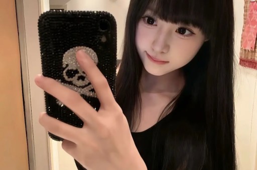 1天5大瓜！疑怀二胎、割腕自杀、辟谣当爹、被捕判刑个个离谱