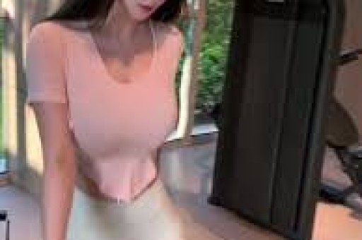 290万粉丝网红林思琪被曝晒出千万假捐款凭证1047万里仅47万是自己的钱千万来自两名粉丝